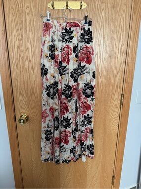 Abercrombie & Fitch Flowy Floral Print Maxi Skirt